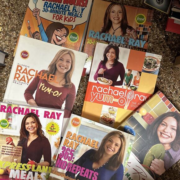 Rachel Ray Cookbooks 7 Book Lot; in great condition! - Picture 1 of 8